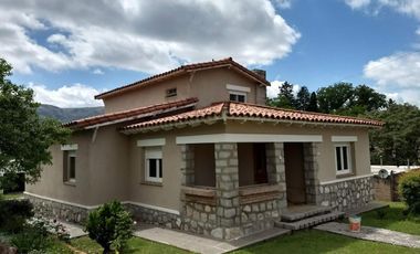 Chalet En Alquiler En Las Sierras De Cordoba
