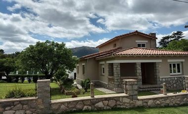 Chalet En Alquiler En Las Sierras De Cordoba