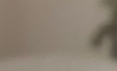 Edificio moderno en centro histórico