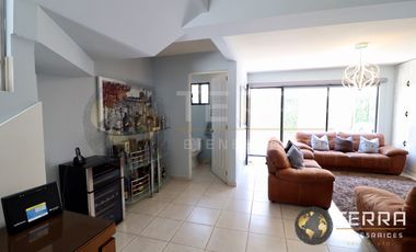 VENTA CASA Amplia En La Cantera Residencial Villa Marino Celaya Modelo: Modena
