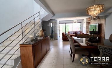 VENTA CASA Amplia En La Cantera Residencial Villa Marino Celaya Modelo: Modena