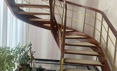 ¡¡ CASA EN VENTA, CERCA DE MONTE LÍBANO !!