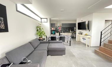 Casa 4 ambientes  en Villa Belgrano