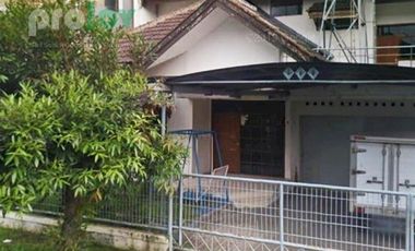 MEWAH SIAP HUNI !! Rumah Nyaman Asri Deket ke YOGYA PLAZA CIMAHI.