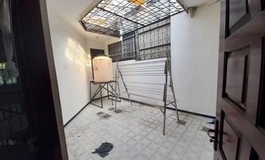 Rumah klampis jalan kembar Full furnished