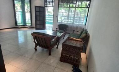 Rumah klampis jalan kembar Full furnished