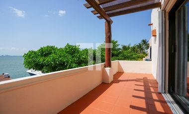 Casa en Renta Isla Hechizada de 3 recámaras en Isla Dorada Zona Hotelera Cancún