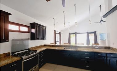 VENTA DE CASAS NUEVAS EN CORONADO