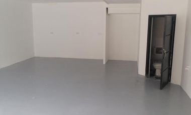 local en arriendo en cabecera del llano. Cod A1410367