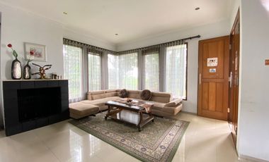 Rumah Villa Dago Pakar Dijual Full Furnished Bandung Jawa Barat