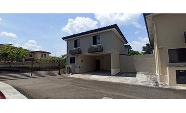 SE VENDE CASA EN PANAMA PACIFICO