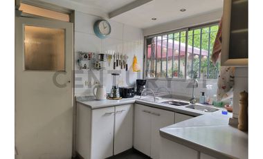 Se Arrienda casa Barrio Vaticano, Las Condes, Metro Bilbao