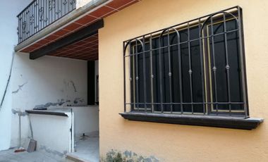 ¡  VENTA DE  CASA  MUY AMPLIA E INICIE SU PROPIO NEGOCIO  ¡