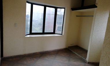 ¡  VENTA DE  CASA  MUY AMPLIA E INICIE SU PROPIO NEGOCIO  ¡