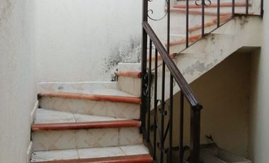 ¡  VENTA DE  CASA  MUY AMPLIA E INICIE SU PROPIO NEGOCIO  ¡