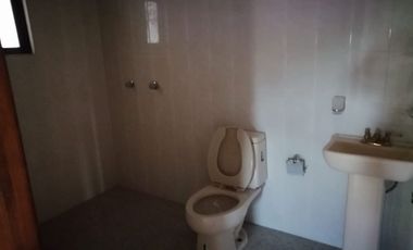 ¡  VENTA DE  CASA  MUY AMPLIA E INICIE SU PROPIO NEGOCIO  ¡