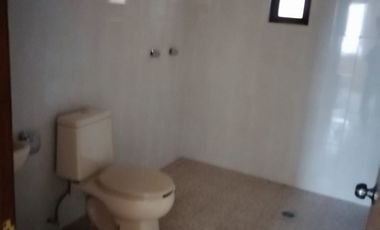 ¡  VENTA DE  CASA  MUY AMPLIA E INICIE SU PROPIO NEGOCIO  ¡