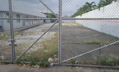 Terreno en Alquiler en la Juan Tanca Marengo