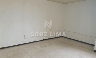 BLVD. A. LÓPEZ MATEOS PTE.: 3 AMPLIAS OFICINAS CON MAGNIFICA UBICACIÓN.