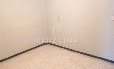 BLVD. A. LÓPEZ MATEOS PTE.: 3 AMPLIAS OFICINAS CON MAGNIFICA UBICACIÓN.