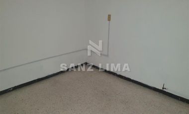 BLVD. A. LÓPEZ MATEOS PTE.: 3 AMPLIAS OFICINAS CON MAGNIFICA UBICACIÓN.