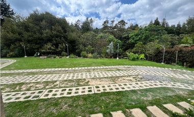Venta casa campestre En Alto de las Palmas sector lemont