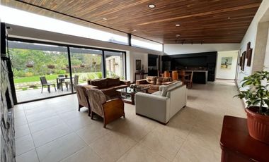 Venta casa campestre En Alto de las Palmas sector lemont