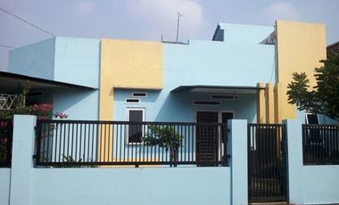 Rumah di Ciledug, Tangerang. Harga Murah tanah luas
