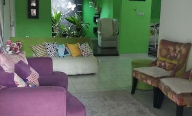 Rumah di Ciledug, Tangerang. Harga Murah tanah luas