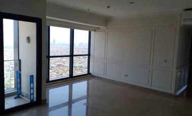 Apt. The Peak lt 38 Private Lift Semi Furnished, View City