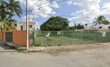 Terreno en renta, ubicado en esquina, colonia Las Brisas.