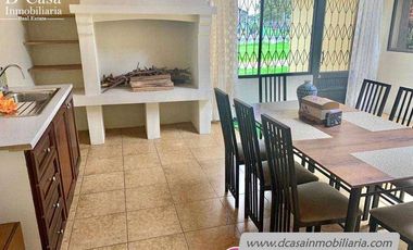 Terreno 3000m2 con 2 Casas de Venta – San Joaquín , 3 dormitorios, (C-197)