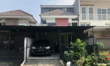 Rumah di Puri Safira Regency - de Nizar Mansion Menganti, Gresik