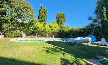 Se arrienda casa comercial en La Foresta, Viña del Mar