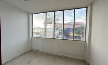 edificio en arriendo en las palmas. Cod A2247