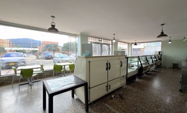 edificio en arriendo en las palmas. Cod A2247