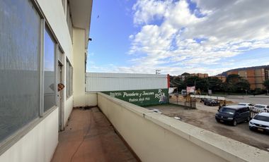 edificio en arriendo en las palmas. Cod A2247