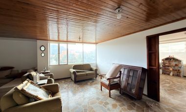 edificio en arriendo en las palmas. Cod A2247