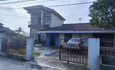 rumah 2 tinggal di ahmad dahlan tanah besar harga murah