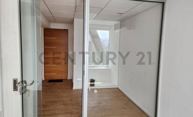 Oficina en calle cerro el Plomo