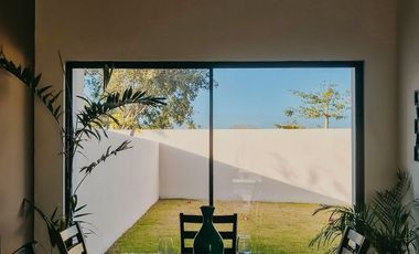 Casa en venta en privada al norte de Mérida