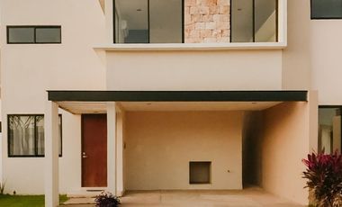 Casa en venta en privada al norte de Mérida