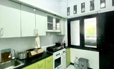 Disewakan Rumah 2 Lantai Dekat Sekolah Unggulan Pondok Kelapa