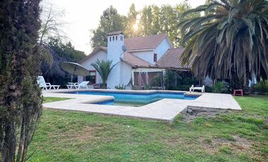 Parcela c/casa venta 7D/4B quincho + piscina en Carampangue