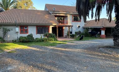 Parcela c/casa venta 7D/4B quincho + piscina en Carampangue