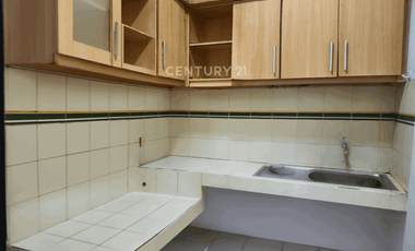 Rumah Luas 4 Kamar Aman Lokasi Pondok Permai 1
