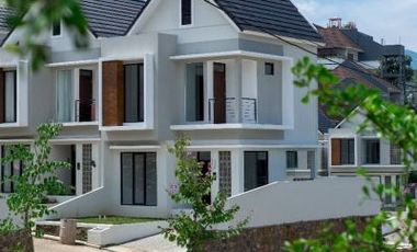 RUMAH SMART HOME SYSTEM DI BANDUNG UTARA AKSES DEKAT KE PUSAT KOTA