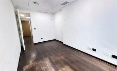 Moderna Oficina en Venta en Las Condes