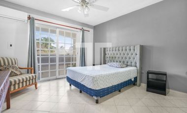 Casa en venta de 5 recámaras Isla Dorada Zona Hotelera Cancún