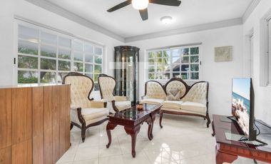 Casa en venta de 5 recámaras Isla Dorada Zona Hotelera Cancún
